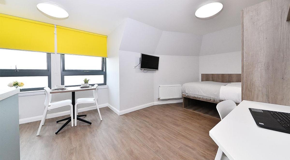 Hfs The Mill House Edinburgh เอดินบะระ ภายนอก รูปภาพ