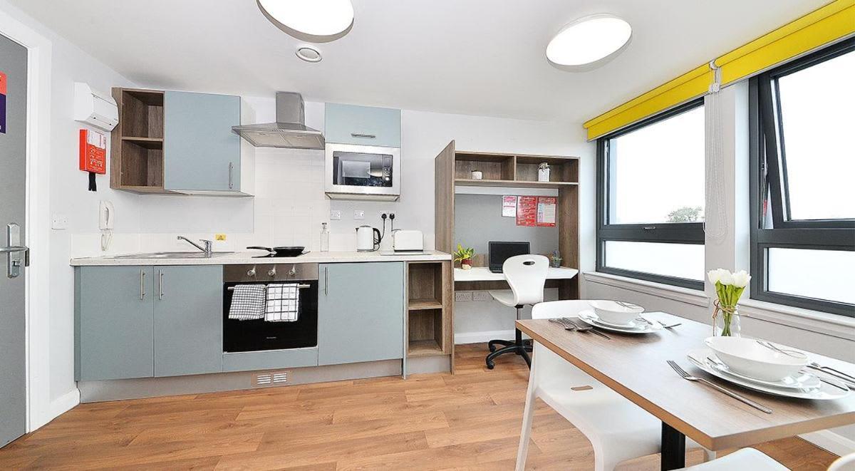 Hfs The Mill House Edinburgh เอดินบะระ ภายนอก รูปภาพ